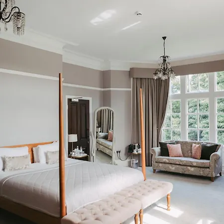 Woodlands Leeds (West Yorkshire)