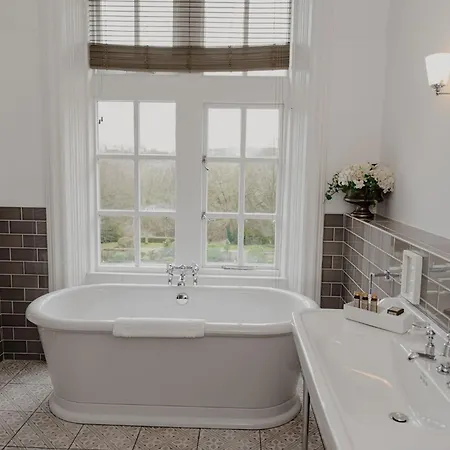 Woodlands Hotel Leeds (West Yorkshire)